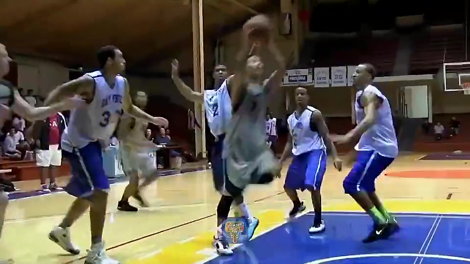 看看年轻的林书豪速度有多快国内的后卫确实比不了