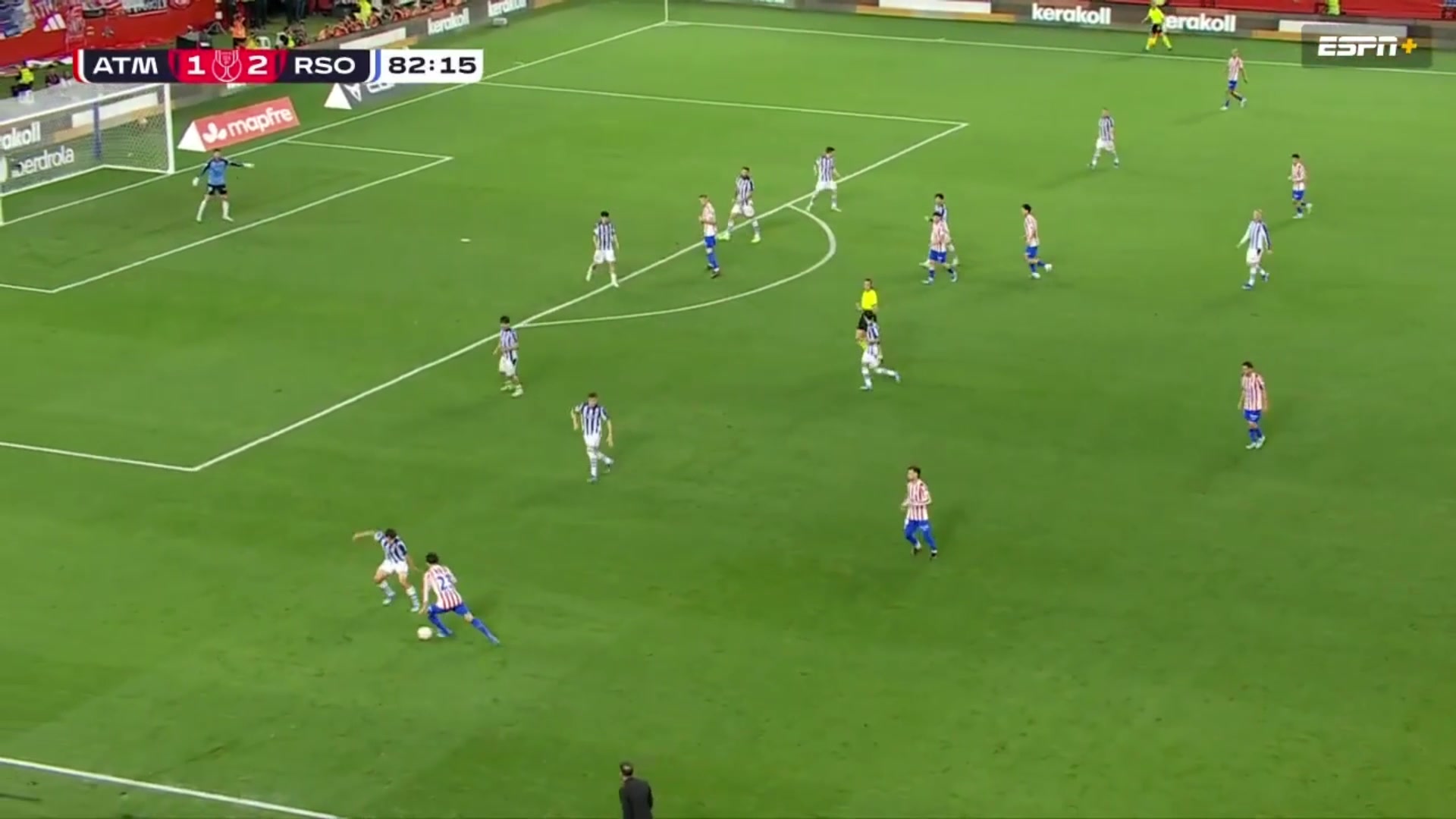 顶级射术阿尔马达回做阿尔瓦雷斯连停带过抽射破门