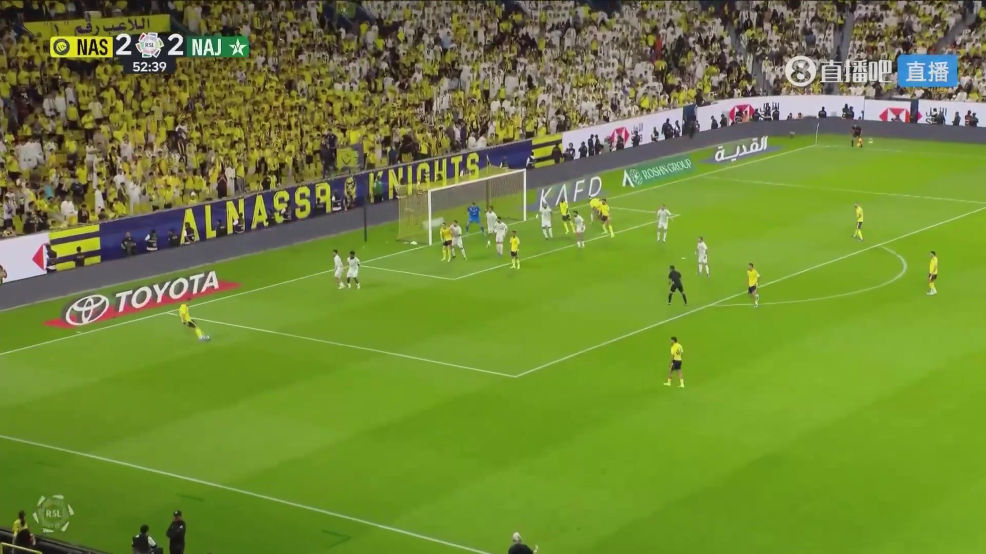 造点命中C罗任意球造手球亲自主罚命中生涯第966球