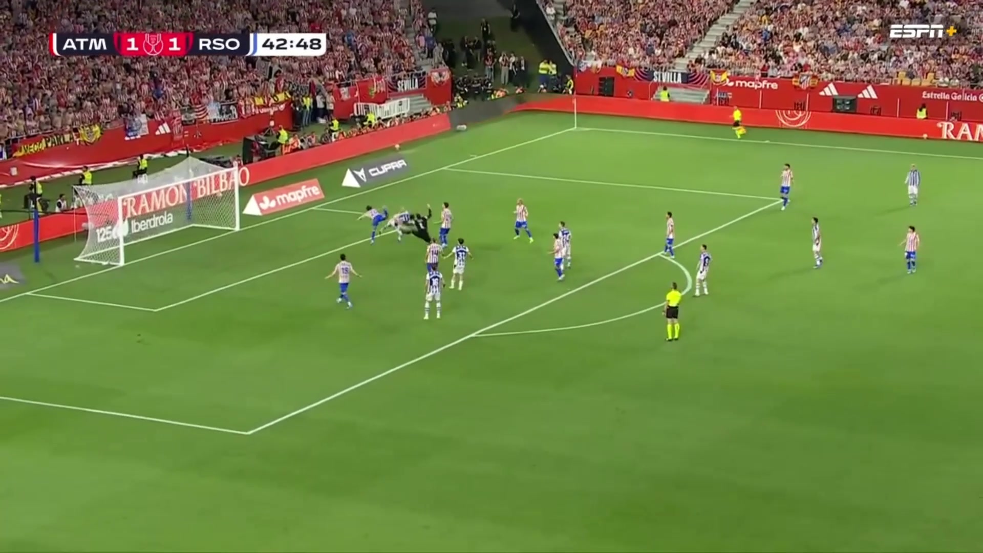 皇社再次领先穆索出击撞倒格德斯送点奥亚萨瓦尔点射破门